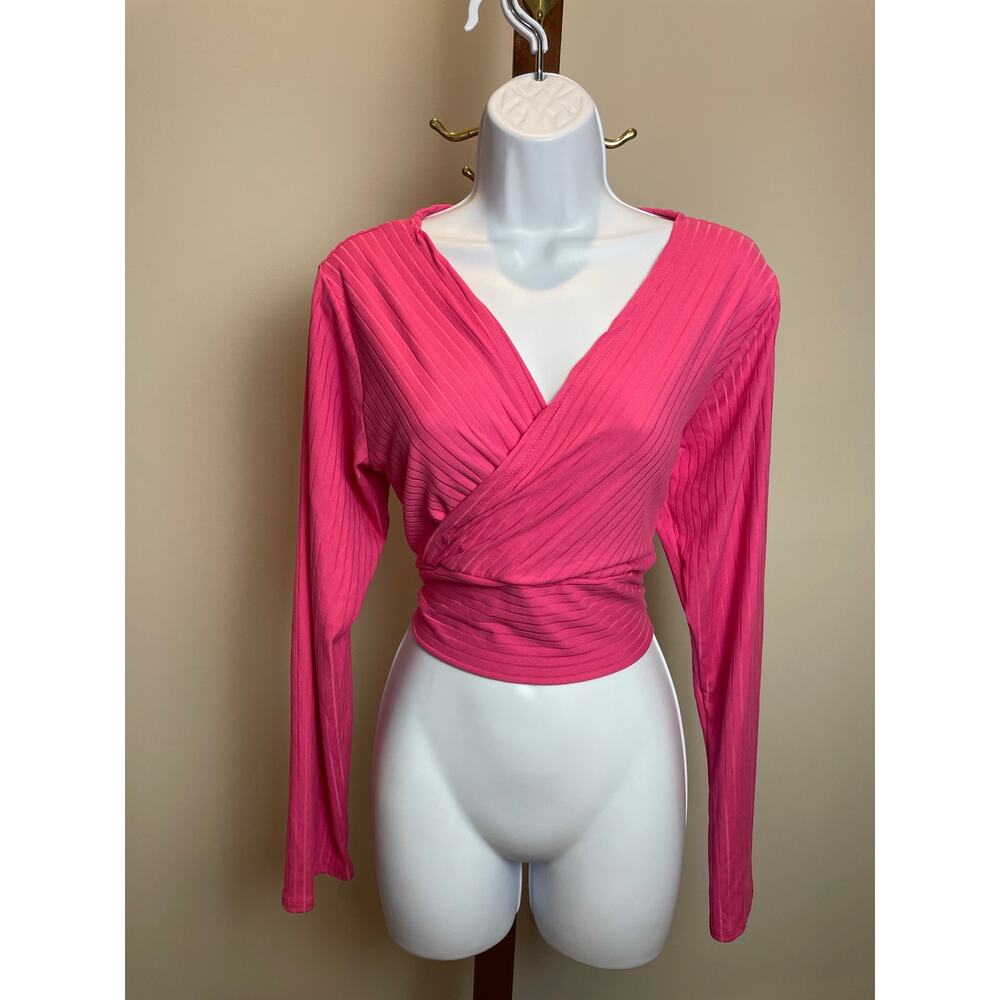 Capella Pink Long‑Sleeve V Neck Crop Top Womens Size 2XL New With Tag